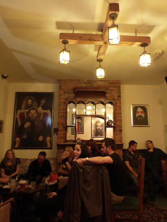The Robin 2 Hotel Γούλβερχαμπτον Εξωτερικό φωτογραφία